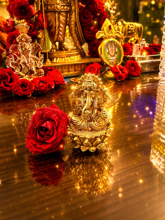 Maha Laba Ganapathy Bronze Idol with 3x3 Sacred Yantra (4 Inch) | Ganesha Statue for Prosperity